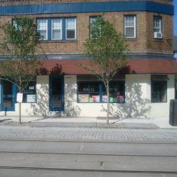 6784 germantown ave 215 844 1188 here for 28 years serving regular vegan and vegetarian foods and pizzas NO FRIED FOODS