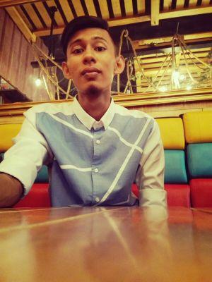 IG :: @farhn.azhr_