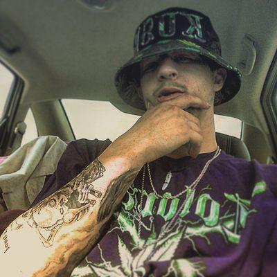 kingkuzz517's profile picture. new condo new wife new life