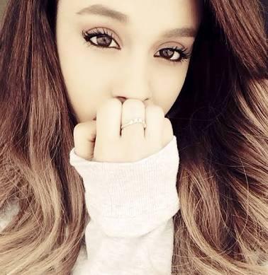 FLUFFL3TAGRANDE's profile picture. Chanel, Tumblr, Starbucks obsessed ❤ Dreams do come true if You believe in them.