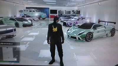 GTA5ランク500↗元デスマクルー今は無所属です。デスマ回数3000回↗設定はスタンダート一人称2でPSを設定でL1とL2を変えてます。良かったらデスマッチしましょ❗PS4~なのでPS3の事言われてもわかりません❗その他BF、ゴッドイーターなどツイキャスも配信してます。