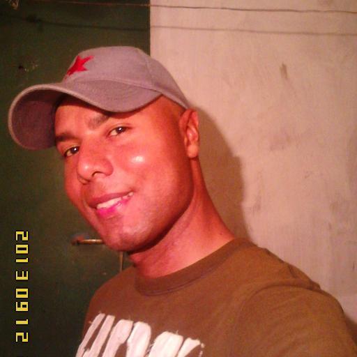 Wuisy23's profile picture. 