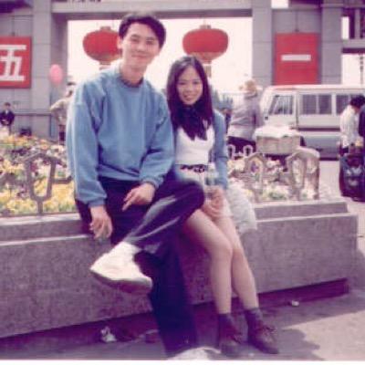 Studied Fashion Design then Business Adminstration. Organic vegetarian. Basically just a bookworm, reading all kinds of books. Travel widely, cook well.