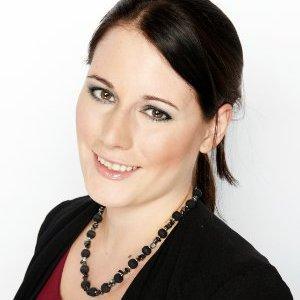 Passionate about Writing, #EmployeeAdvocacy, #SocialSelling & #Communications . https://t.co/o9hGfPxWKA