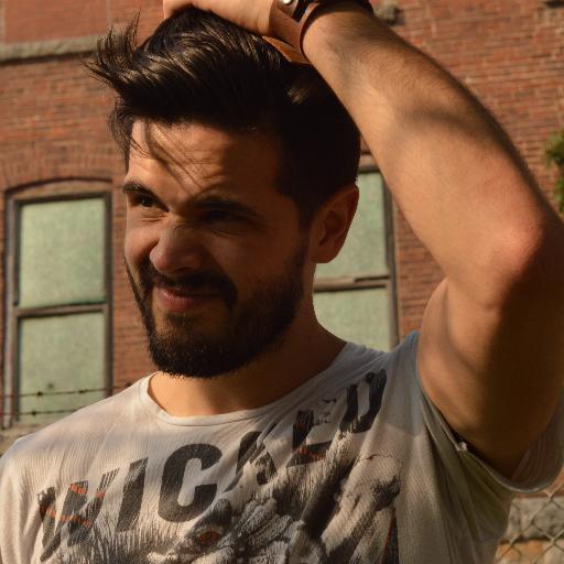 carloszelada_cg's profile picture. Gamer & VFX artist