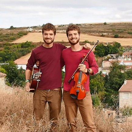 gemejantes's profile picture. Proyecto musical nacido a la par. La vida es tan fugaz que invita a improvisar