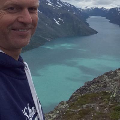 Sebastiaen_Com's profile picture. risk en compliance manager | thijs noor en olivier | charlotte | reizen | KDS | zeilen | skien | muziek | defender