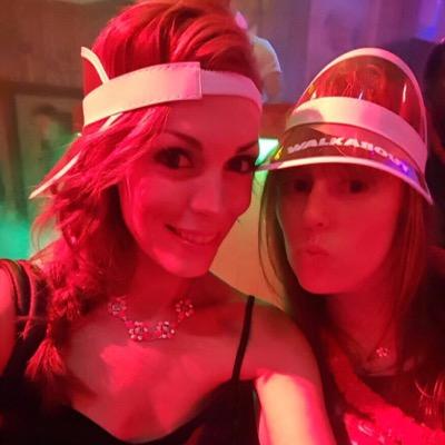 Ann1612's profile picture. 