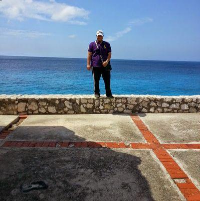 Venezolanonymo's profile picture. Venezolano Maracucho de familia italiana Admin. y comerciante, FCBarcelona, The Walking Dead, Capricornio