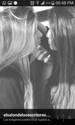 andii69016893's profile picture. Castaña ._*-*