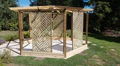 ShhLandscaping's profile picture. Building your Garden!! 
Professional and family Company with more than 10 years of experience. Woodwork, Stone and brickworks, ground drainage and more.