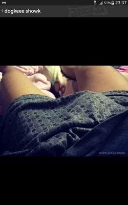 roojee28's profile picture. ทักทายได้ครับ สุภาพๆ