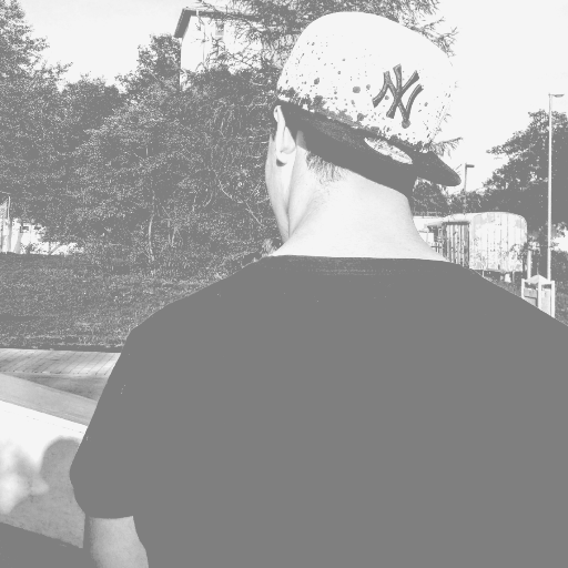 EnriqueKarakas's profile picture. Artist