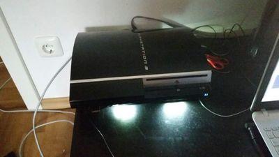 shoschhd's profile picture. 