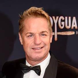 TonyNeef's profile picture. Tony Neef is een Nederlandse zanger, acteur, tekstdichter en stemacteur