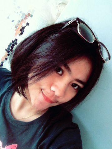 veliciaverari's profile picture. 