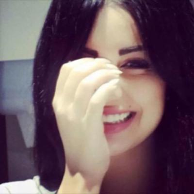 حبيبي قالي: يا الله وش كثر انتي جميله ، يالله وشكثر انا احبك .. ورحل .#الشمال حقتنا ،، مطلقه.. انا صديقه للفقراء والابرياء ومن خذلتهم الحياة