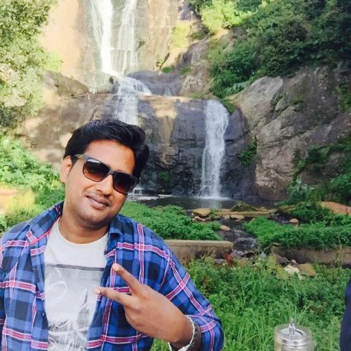 dinsyash's profile picture. 