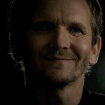 Mikael_rpg_tw's profile picture. De retour en ville, plus déterminé que jamais à tuer ses enfants.