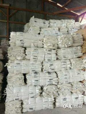 JualKarungJumbo's profile picture. Kami Menjual Berbagai jenis karung untuk kebutuhan Packing Hasil Tambang & Agro industry.., Batubara,Timah,Pasir Zircon,Biji Sawit DLL