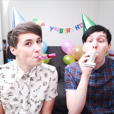 phans_maltesers's profile picture. Parents told us be careful of men stalking us online, oh how the tables have turned