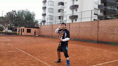 renzomardiestra's profile picture. Abogado de la PUCP. Hincha de la U y fan de Aerosmith. Vicioso del Play y de las peliculas. A veces nadador, ex corredor y últimamente tennis player