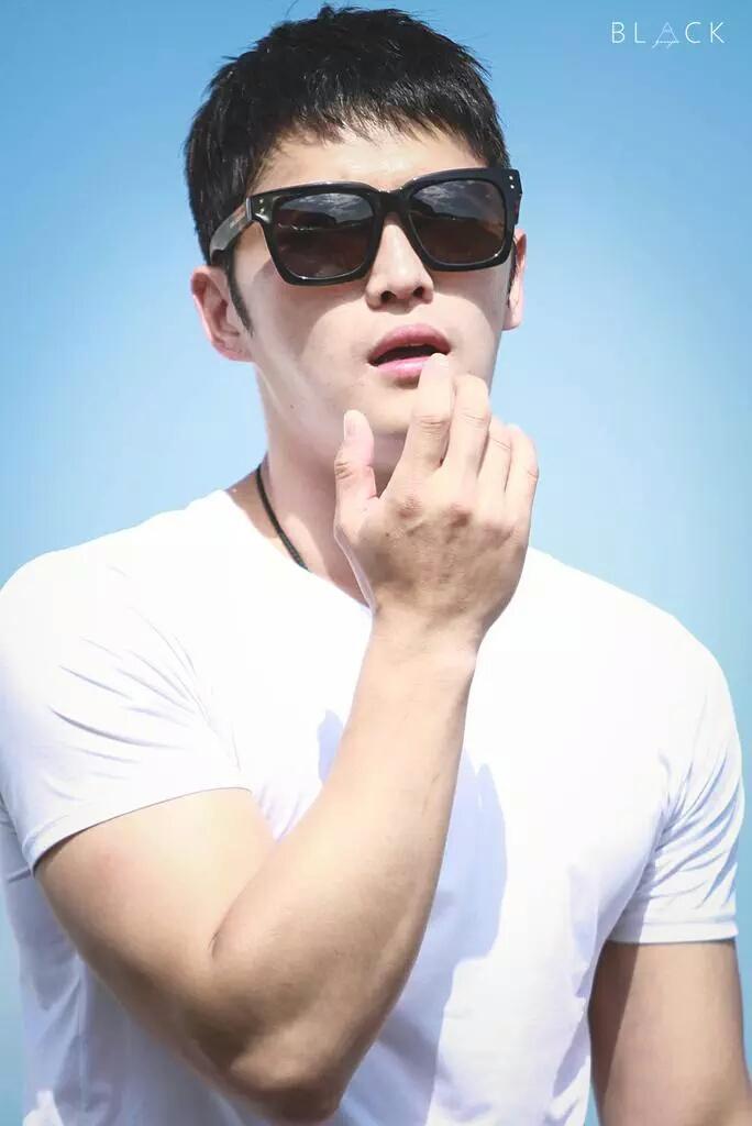 itsMeRealJHOVY's profile picture. my personality is ME....  my attitude depends on YOU
#TVXQ
#JYJ
#HoMin
#CASSIOPEIA