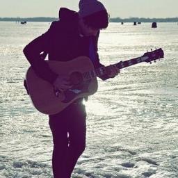 aishiniwo12345's profile picture. 