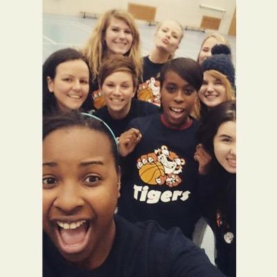 Official twitter page for the University of Gloucestershire Women's Basketball team. Updates on matches, training sessions and socials!