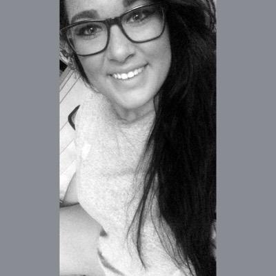 •life begins at the end of your comfort zone• Instagram: corinajames13 Snapchat: Coriiwoodward