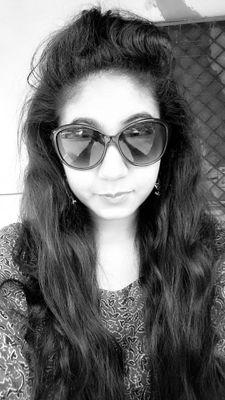 crittertank's profile picture. Food. Fashion. Travel.
Instagram @Crittertank
Contact ↔ isha.saxena146@gmail.com