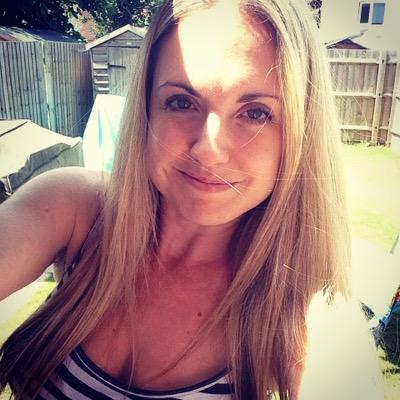 Alextowrite's profile picture. Mummy, journo, blogger, freelance writer, grammar pedant. Loving life with my fave lil dudes, while on a mission to bring the happy! #prfriendly