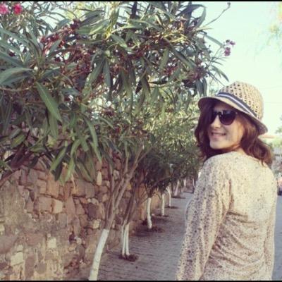 Gulcegunal's profile picture. 