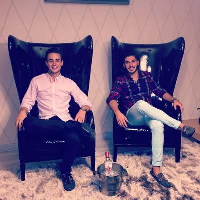 CarlitosAles's profile picture. con la capacidad emocional de un ladrillo