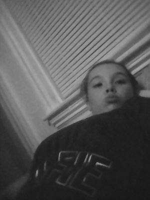 babe212121's profile picture. 