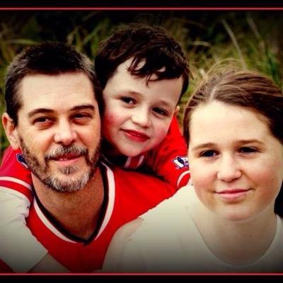 Husband & Dad to two fabulous kids, Sports fan, Recreational cyclist and Banking professional