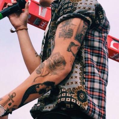 here to post a bunch of tattoos that one direction inspired people to get. DM me pictures of your tattoos!! (let me know if you would like to be tagged in it)