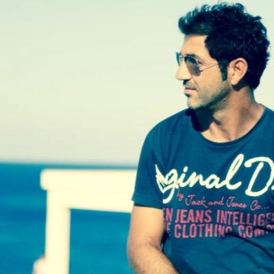 theseas_m's profile picture. Graphic Designer ~ Surfing ~Kitesurfing & SnowBoarding Lover