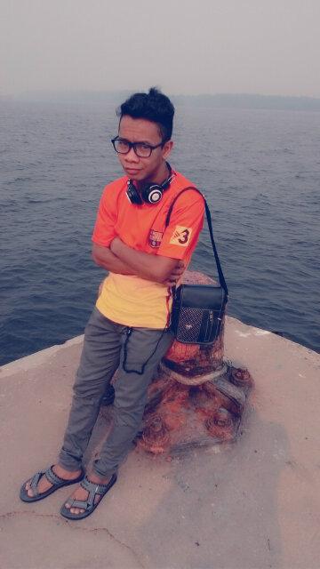 pazker_36676's profile picture. Bangga jika dapat bisa menahan hawa nafsu...