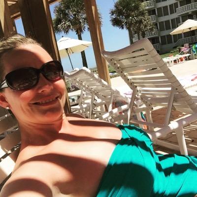 AprilESchmidt's profile picture. 