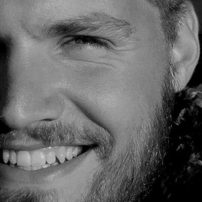 TimdeWitte_PY's profile picture. Uitdagend verbinden | Luisterend oordelen | Stoere nerd | Gevoelige klootzak