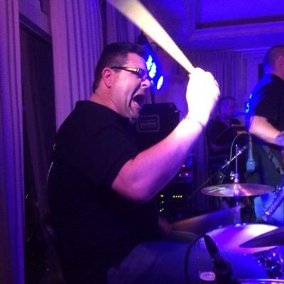 nohnny70's profile picture. Tja.... Wat zal ik er eens over zeggen??? muziekfreak , Brabander,  NAC supporter , geef mijn bek vaak te snel een duw.