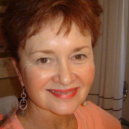 Intuitive numerologist/life coach - Who are you and where are you according to intuitive numerology. Sessions available worldwide.