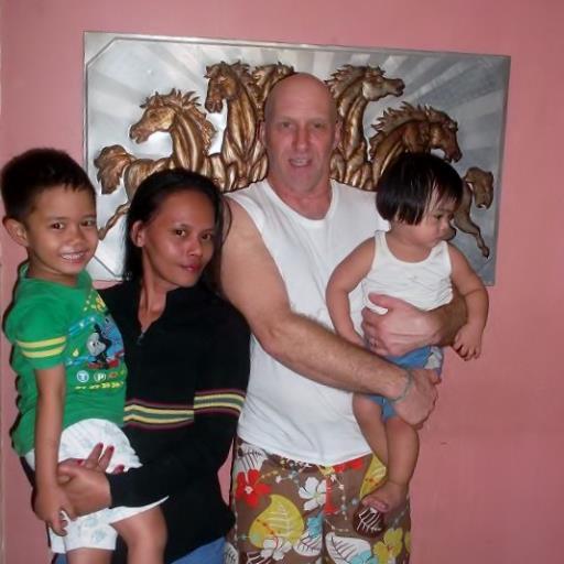 edwardkovach530's profile picture. Love the wife and kids so so much