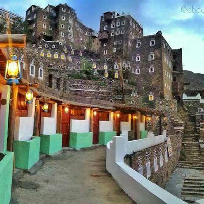 mater4400's profile picture. ‏يا ربّ يامن تملك حوائج السائلين وتعلم ضمائر الصامتين ارزقنا سرورا لا يشوبہ حزن وسعادة لا يعكرها شقاء وعافية لا تزول ،،