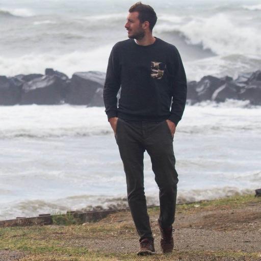 Mi chiamo Emanuele Valeri e sono un giornalista giornalista e fotografo professionista. Amante della neve, del mare e di tutto quel che riguarda la natura