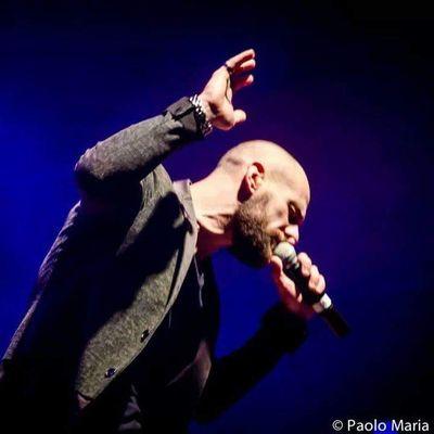 Cantautore Interprete Musicista VocalCoach Speaker Compositore
