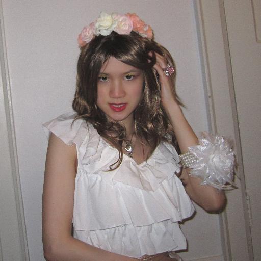 Alana_Lovering's profile picture. God First. 😇🙏🦄 #GodFirst 💚💝💚#Angels😇💚👸👑💝💎 #Gratitude #Thankful #Heaven 🏰🙏 #Love #Prayers #Romans12:19 #Psalms9 🙏😇👑💝🌎😇👑🙏💎💝👑😇🙏