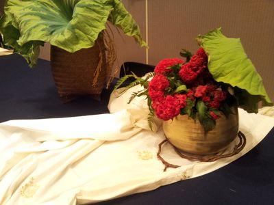 natoo413gmailc1's profile picture. 꽃과 물을 다루는 여자