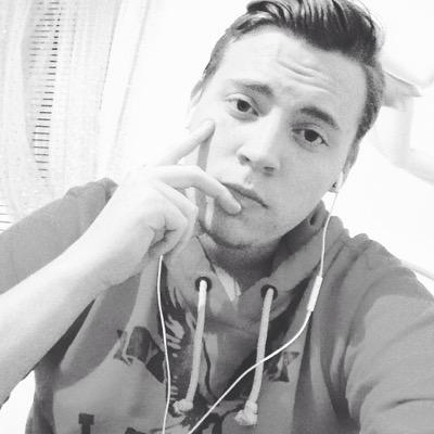 Sub to my channel - Instagram: WhyCody